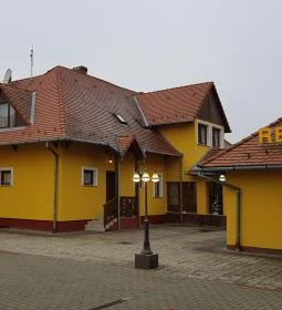 Friskó Panzió étterme