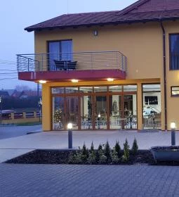 Friskó Panzió étterme