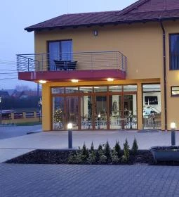 Friskó Panzió étterme