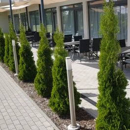 Garden Étterem Debrecen - Külső kép