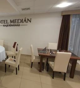 Hotel Medián étterme