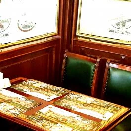 Hotel Óbester étterme - John Bull Pub Debrecen - Belső