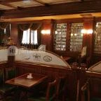 Hotel Óbester étterme - John Bull Pub Debrecen - Belső