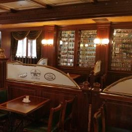 Hotel Óbester étterme - John Bull Pub Debrecen - Belső