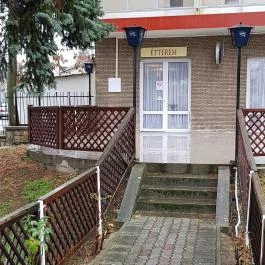 Hotel Nagyerdő Étterem Debrecen - Külső kép