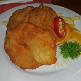 Hüse Vendéglő Debrecen - Étel/ital