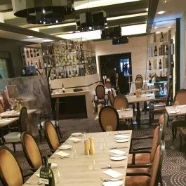 Ikon Restaurant Debrecen, Debrecen - Belső