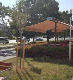 Jack Pub Restaurant & Café