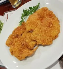 Jack Pub Restaurant & Café