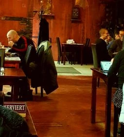 Kashmir Indiai Étterem