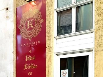 Kashmir Indiai Étterem Debrecen