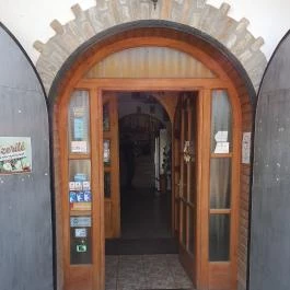 Kemencés Csárda, Ópusztaszer - Külső kép