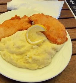 Kerekerdő Kalóz Étterem