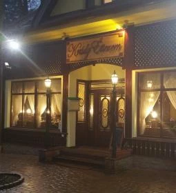 Krúdy Étterem (Villa Hotel)