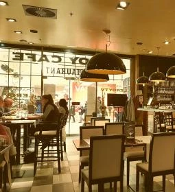 Leroy Café Debrecen