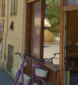 Levendula Kézműves Fagylaltozó