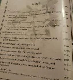 Lilaakác Kisvendéglő