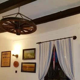 Lilaakác Kisvendéglő, Abádszalók - Belső