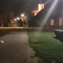 Lilaakác Kisvendéglő, Abádszalók - Külső kép