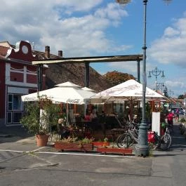 Tinto Resto Szentendre - Külső kép