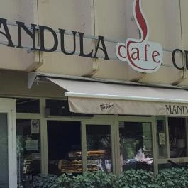 Mandula Cafe Cukrászda Debrecen - Külső kép