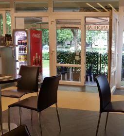 Mandula Cafe Cukrászda