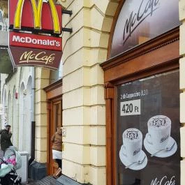 McDonald's - Piac utca Debrecen - Külső kép