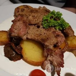 Melange Kávéház & Étterem, Debrecen - Étel/ital