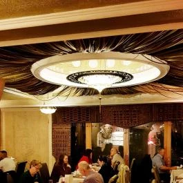 Shiraz Étterem & Dubai Kert Egerszalók - Belső