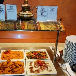 Shiraz Étterem & Dubai Kert Egerszalók - Étel/ital