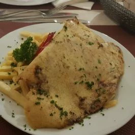 Négy Muskétás Étterem-Söröző Budapest - Étel/ital