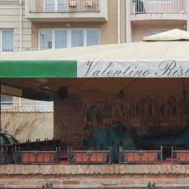 Pizza Valentino La Caffé Debrecen - Külső kép