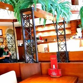 Pizza Via Debrecen - Belső