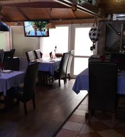 Pléh Csárda Étterem