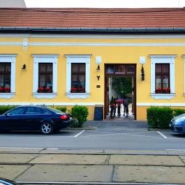 Reskontó Étterem Debrecen - Külső kép
