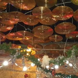 Roncsbár, Debrecen - Belső