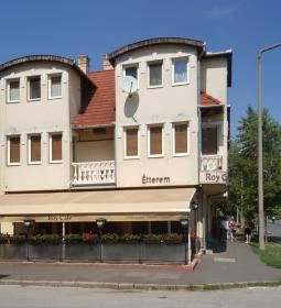 Roy Café & Restaurant