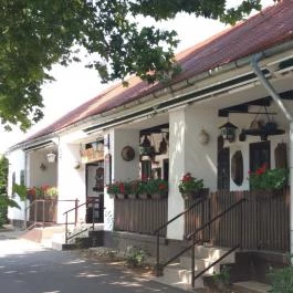 Rózsás Csárda Debrecen - Külső kép