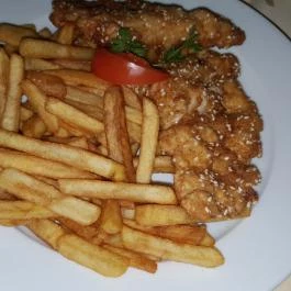 Savoyai Kastélyszálló étterme Ráckeve - Étel/ital