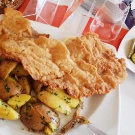 Semann Vendéglő Debrecen - Étel/ital