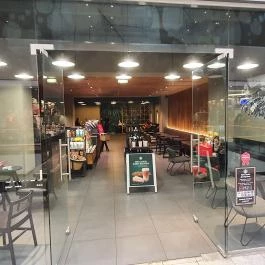 Starbucks - Csapó utca Debrecen - Külső kép