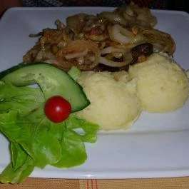 Stop Vendéglő Berettyóújfalu - Étel/ital