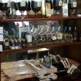 Százéves Cukrászda Gyula - Belső