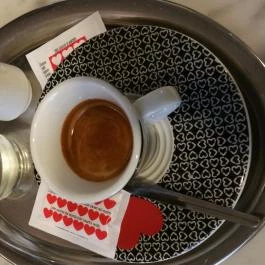 Százéves Cukrászda Gyula - Étel/ital