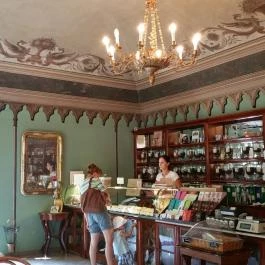 Százéves Cukrászda Gyula - Belső