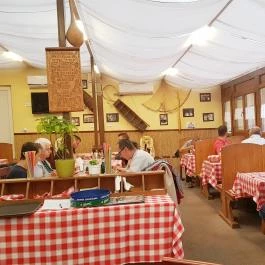 Tiszacsegei Halászcsárda, Tiszacsege - Belső