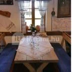 Tuba Tanya Nagyhegyes - Belső