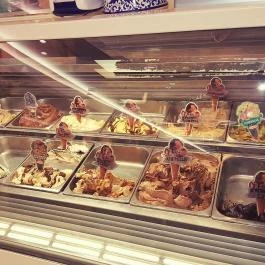 Tutti Gelati Kávézó & Fagyizó Fórum Debrecen - Étel/ital
