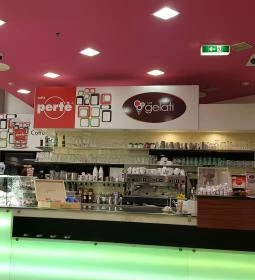 Tutti Gelati Kávézó & Fagyizó Fórum