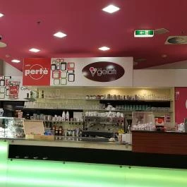 Tutti Gelati Kávézó & Fagyizó Fórum Debrecen - Belső